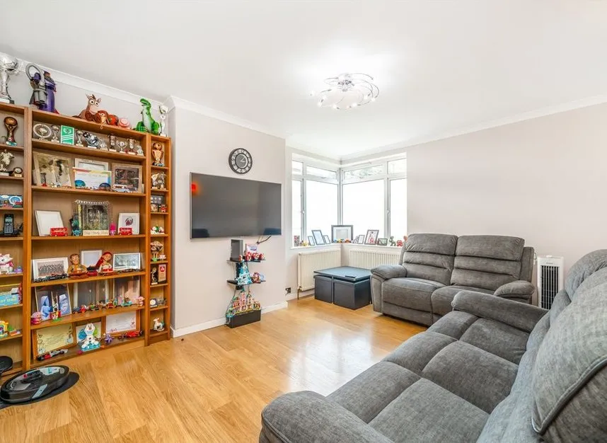 Manor Vale, Brentford, TW8, photo 2