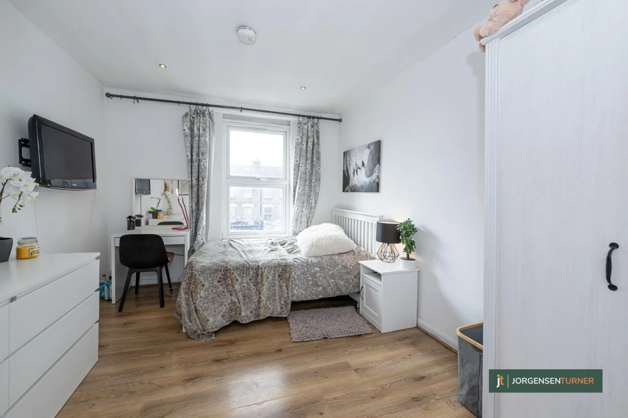 2 bed flat to rent — Uxbridge Road, Shepherds Bush, W12
