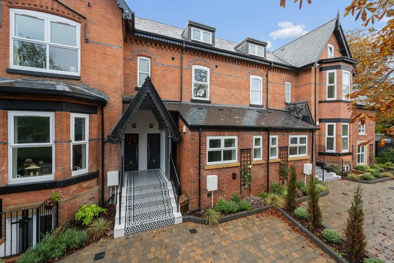 4 bed house for sale, Lapwing Lane, Didsbury, M20