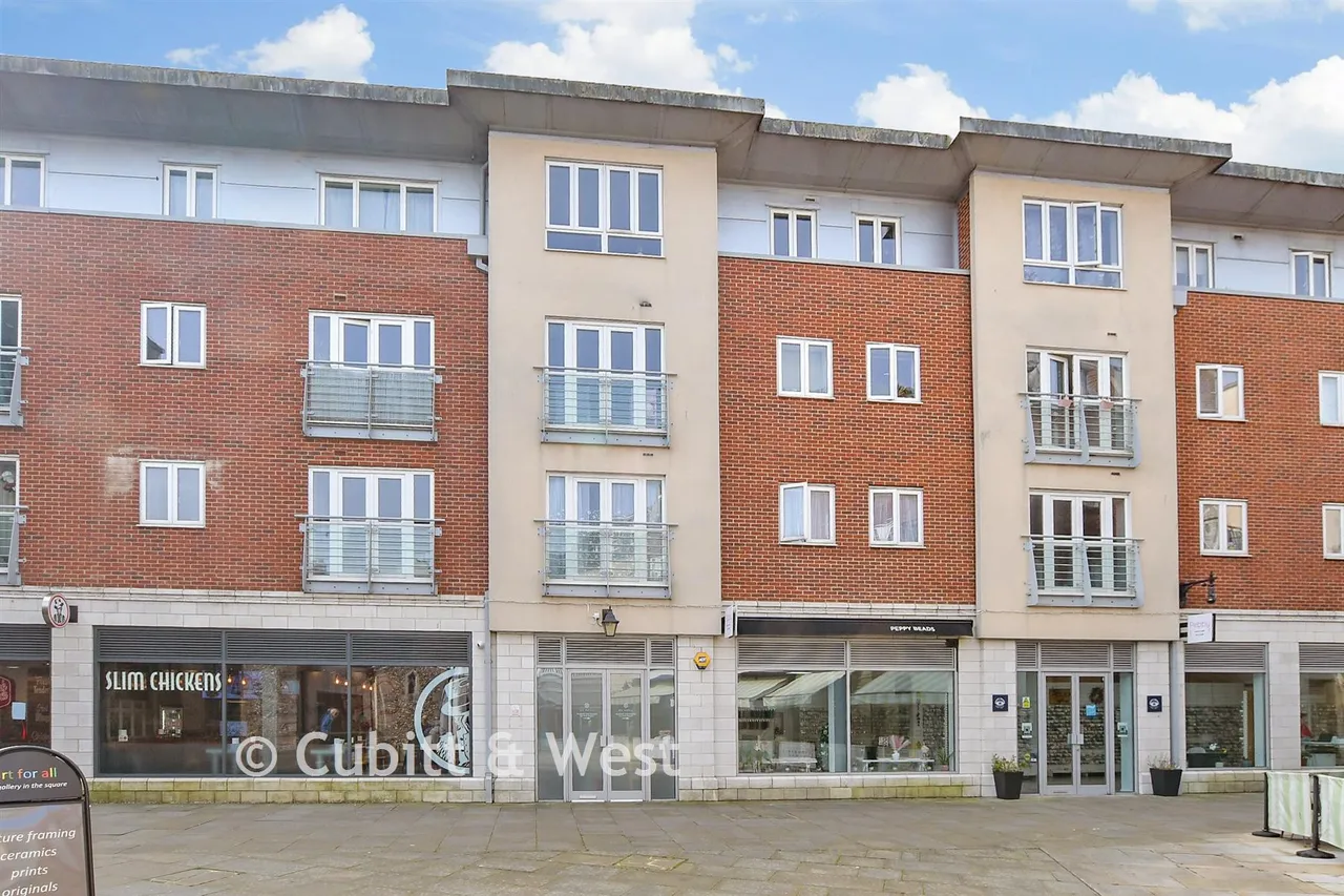 Church Square, Chichester, PO19, photo 8