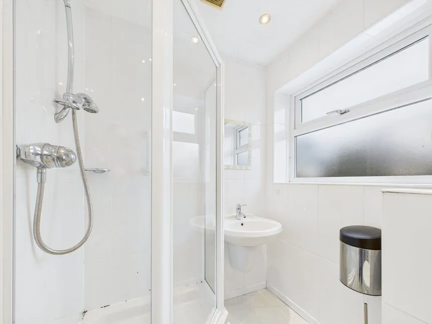 Cliffe House Road, Sheffield, S5, photo 8