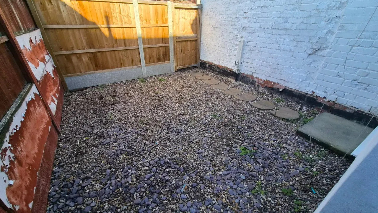 Wolverhampton Road, Cannock, WS11, photo 13