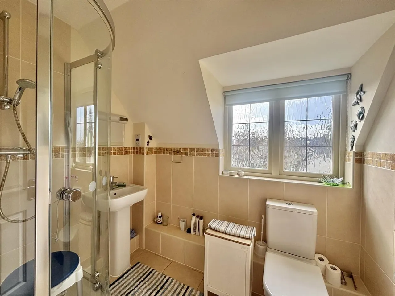 St Michaels View, Mere, Warminster BA12 6FB, photo 11