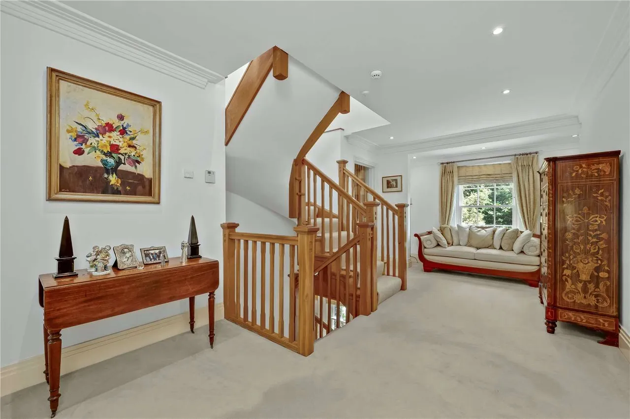 Weybridge Park, Weybridge, Surrey, KT13 8SL, photo 10