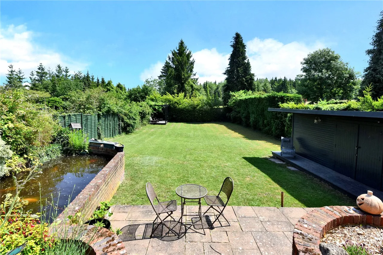 South Drive, Banstead, SM7, photo 16