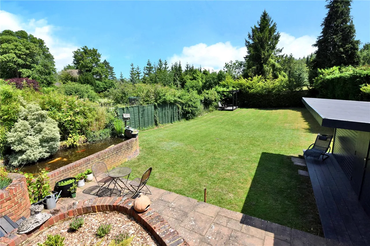 South Drive, Banstead, SM7, photo 2