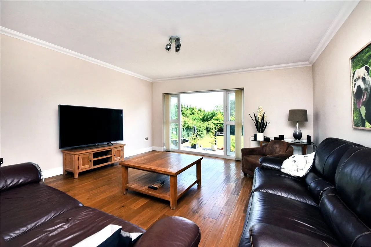 South Drive, Banstead, SM7, photo 3