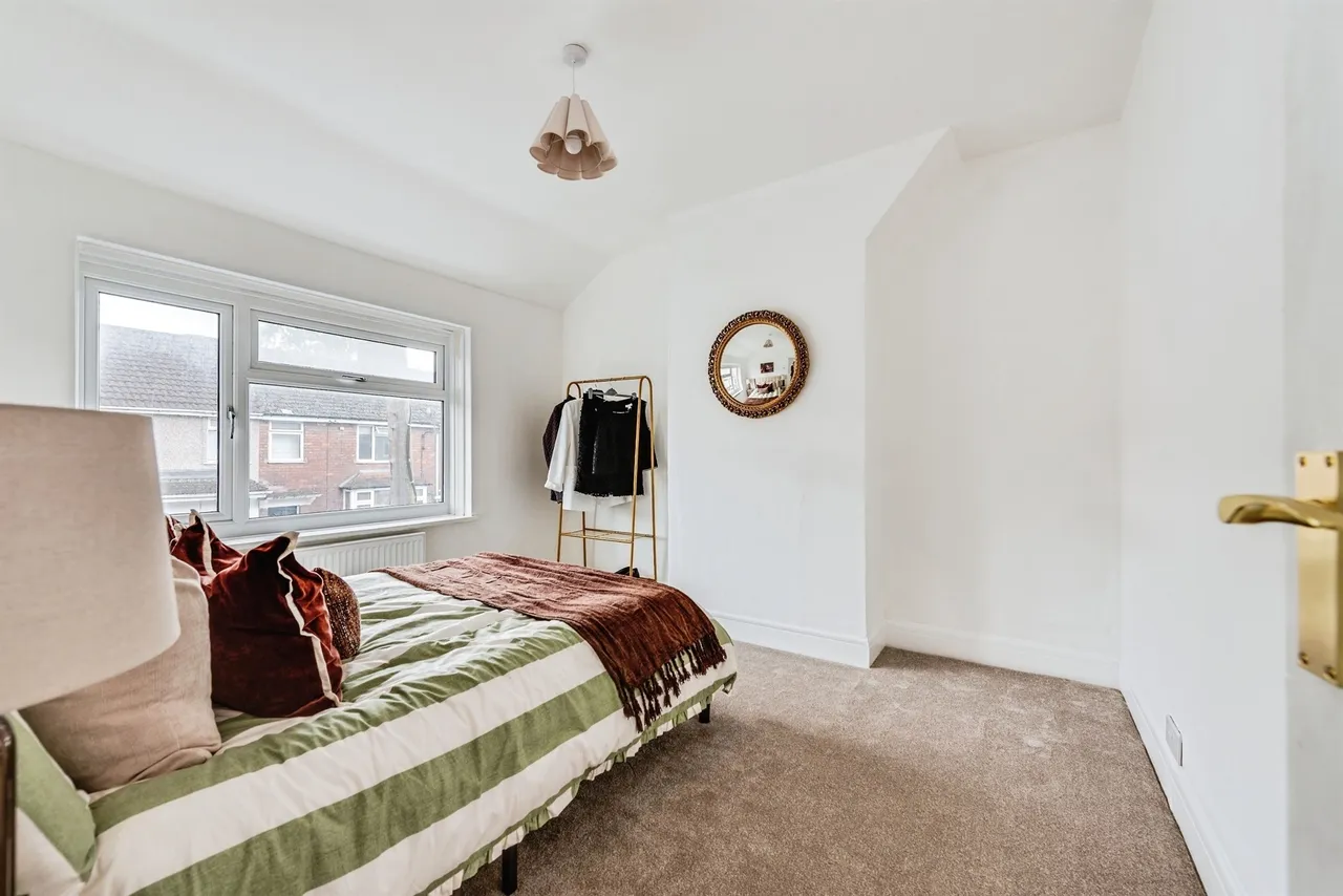 Osborne Street, Swindon, SN2, photo 13