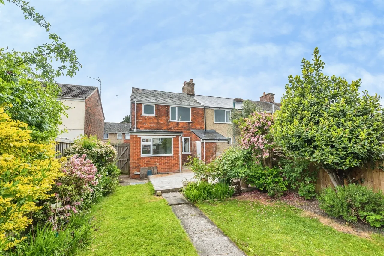 Osborne Street, Swindon, SN2, photo 16