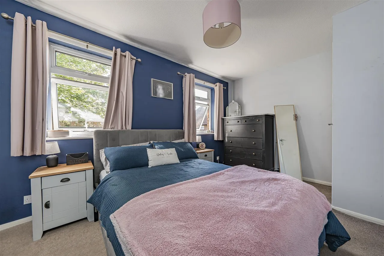 Cobb Close, Datchet, Slough, SL3 9QZ, photo 5