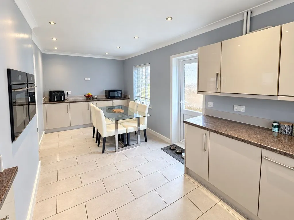 Sea Road, Barton On Sea, BH25, photo 8