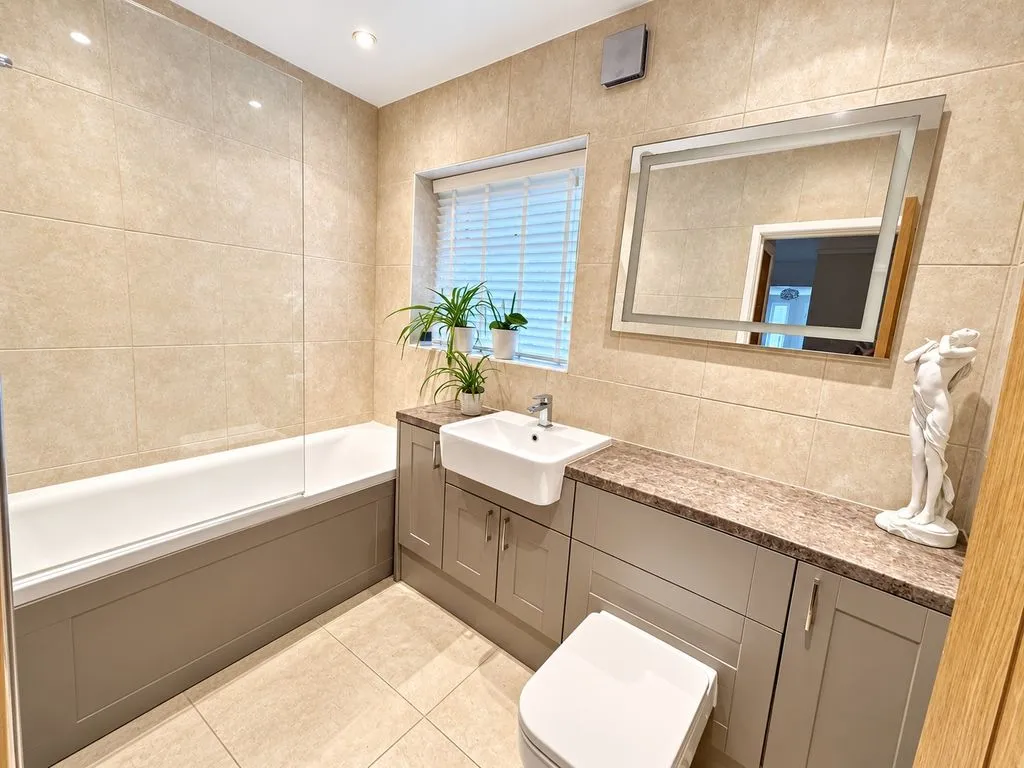 Sea Road, Barton On Sea, BH25, photo 7
