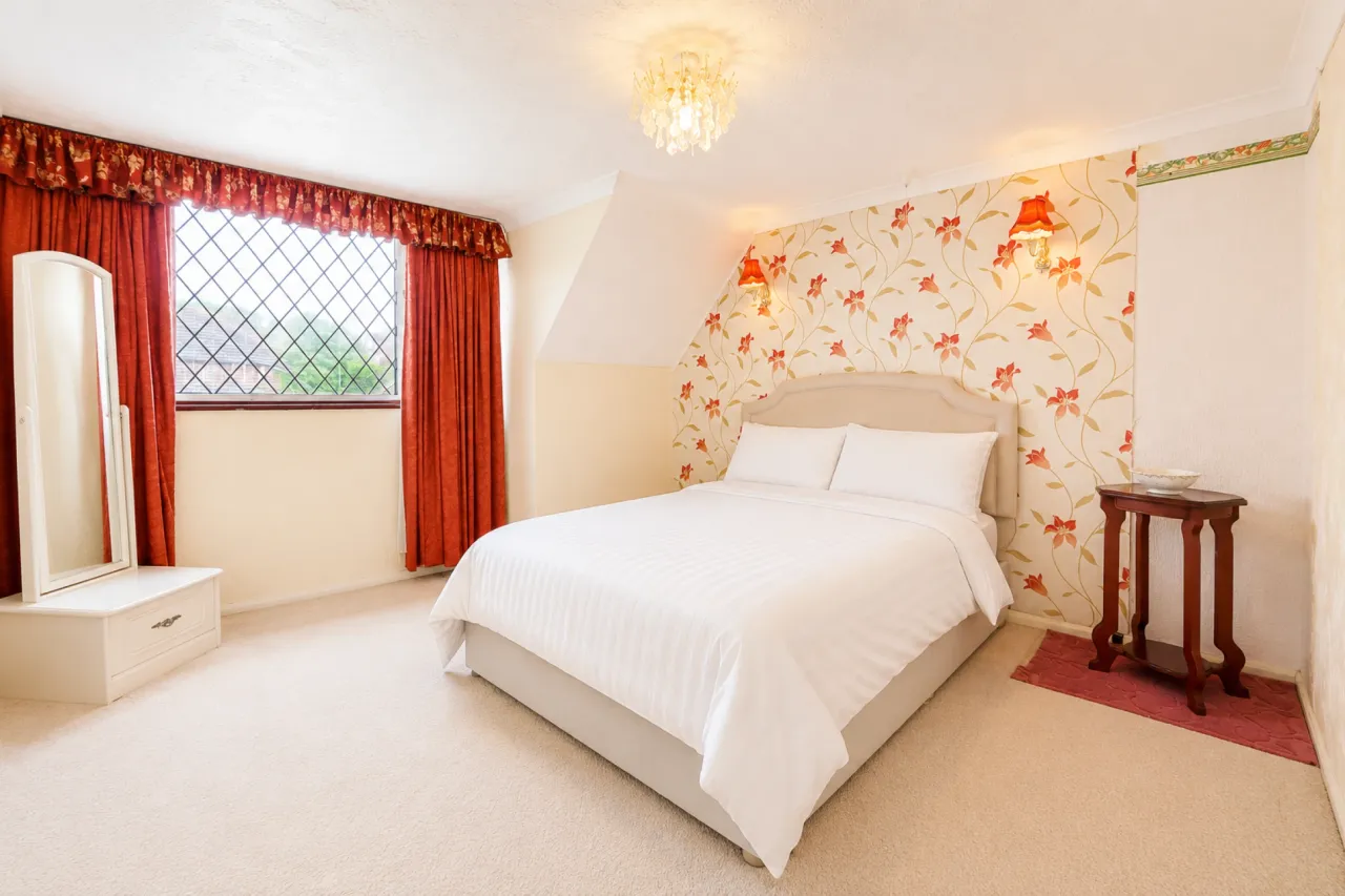 Tudor Road, Hednesford, photo 11