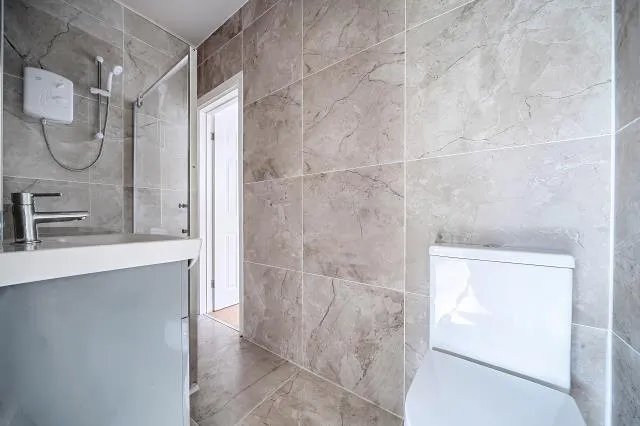 Feltham Road, Ashford, TW15, photo 11