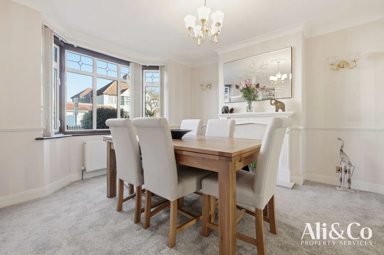 Tennyson Avenue, Grays, Essex, RM17 5RG, photo 11