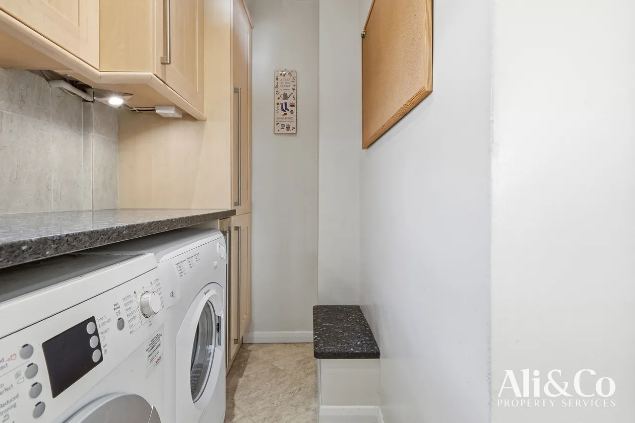 Tennyson Avenue, Grays, Essex, RM17 5RG, photo 9