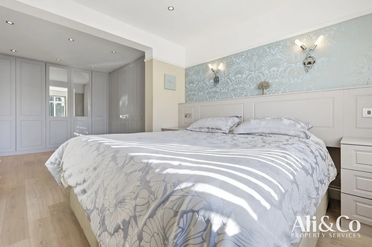 Tennyson Avenue, Grays, Essex, RM17 5RG, photo 18