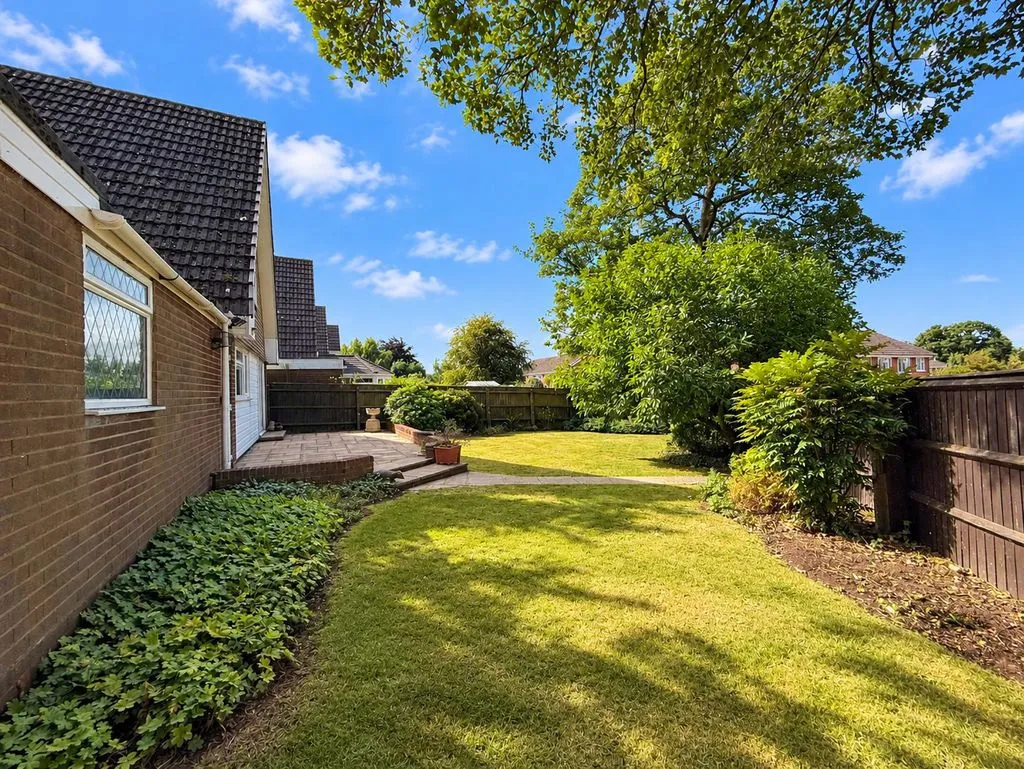 Canterbury Drive, Burntwood, WS7, photo 16
