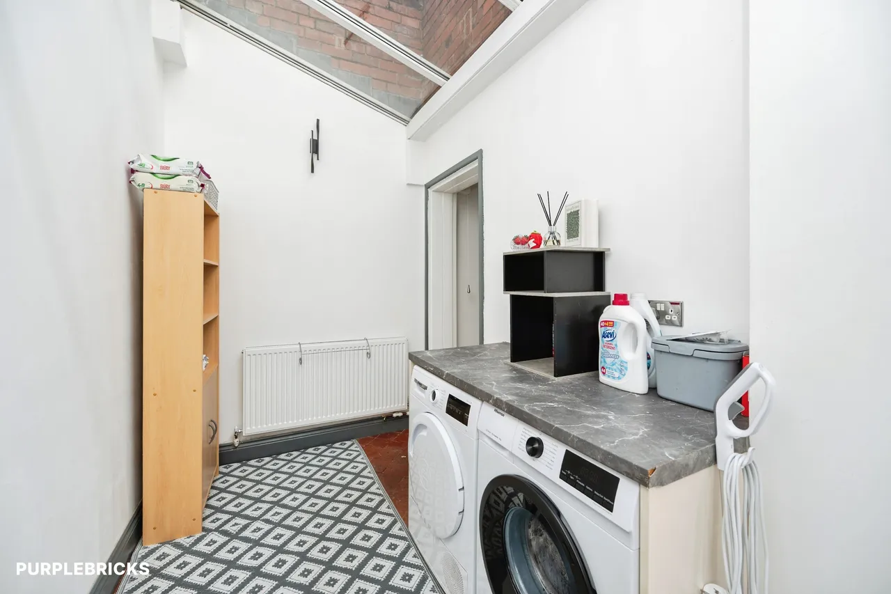 Bluebell Road, Cradley Heath, B64, photo 9