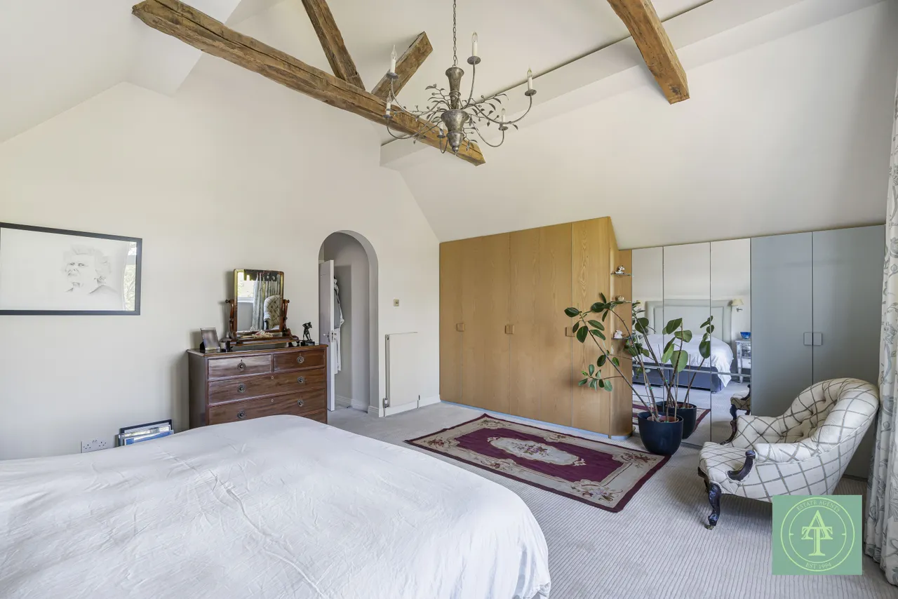 Crescent West, Hadley Wood, EN4, photo 30