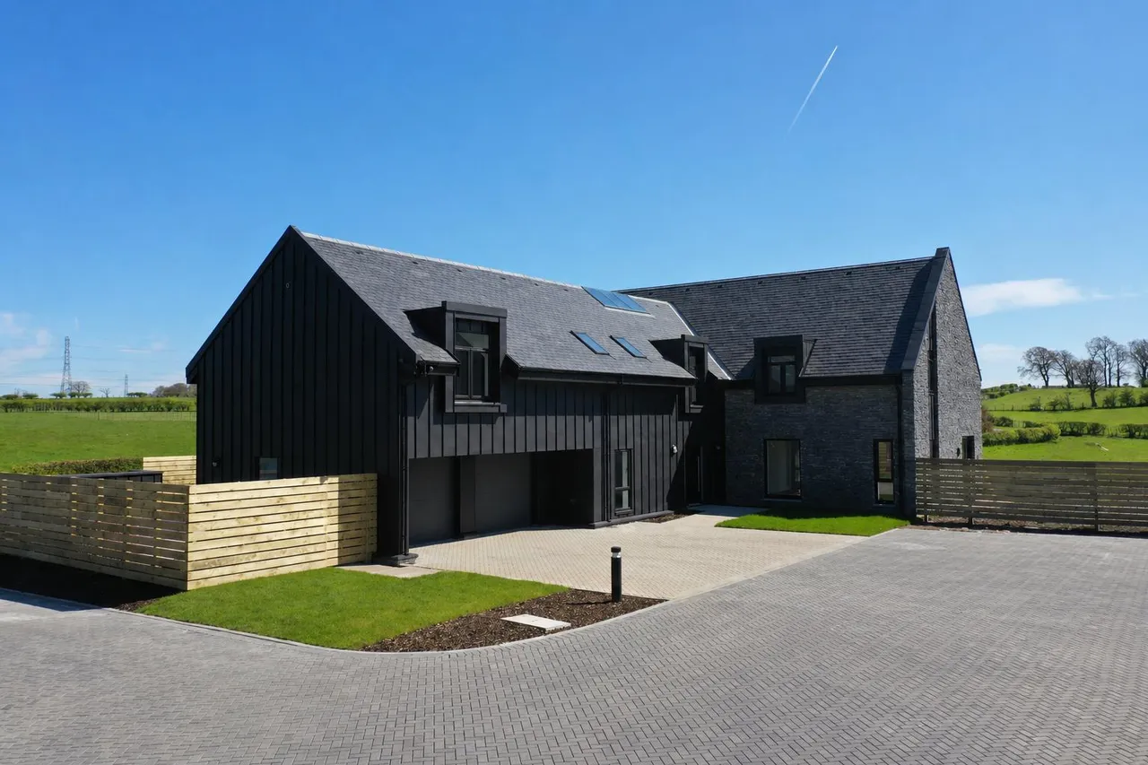 5 bed house for sale — Cartside Farm Estate, Thorntonhall, Glasgow, South Lanarkshire, G74 5AD