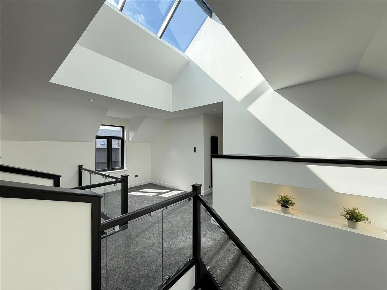 Cartside Farm Estate, Thorntonhall, Glasgow, South Lanarkshire, G74 5AD, photo 7