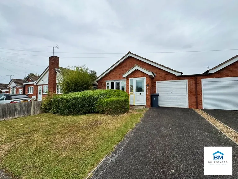 2 bed house for sale — Wendys Close, Leicester, LE5 2HY