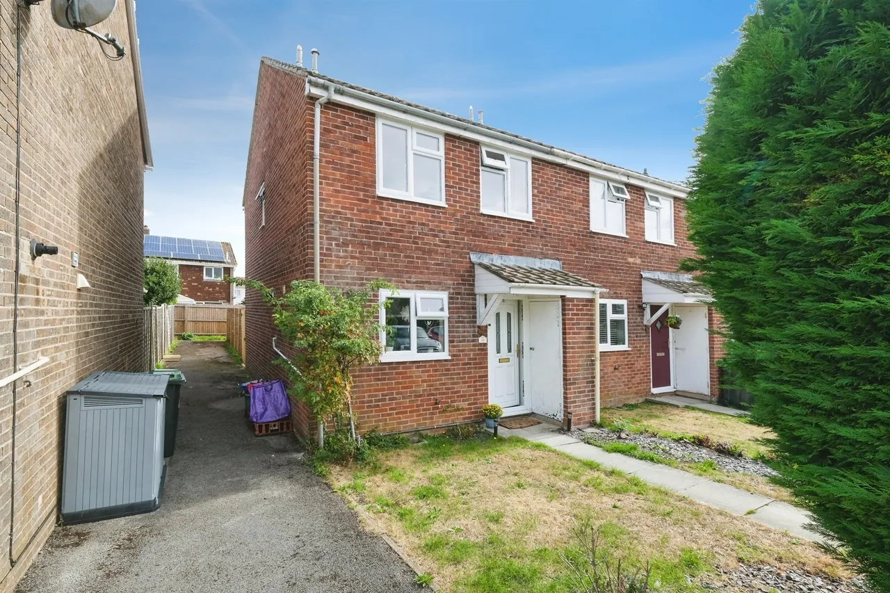 3 bed house for sale, Hawthorn Close, Chepstow, NP16