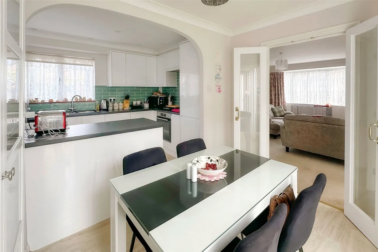 Rustington, Littlehampton, BN16, photo 18