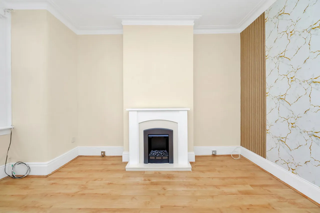 Deacon Road, London, NW2, photo 7
