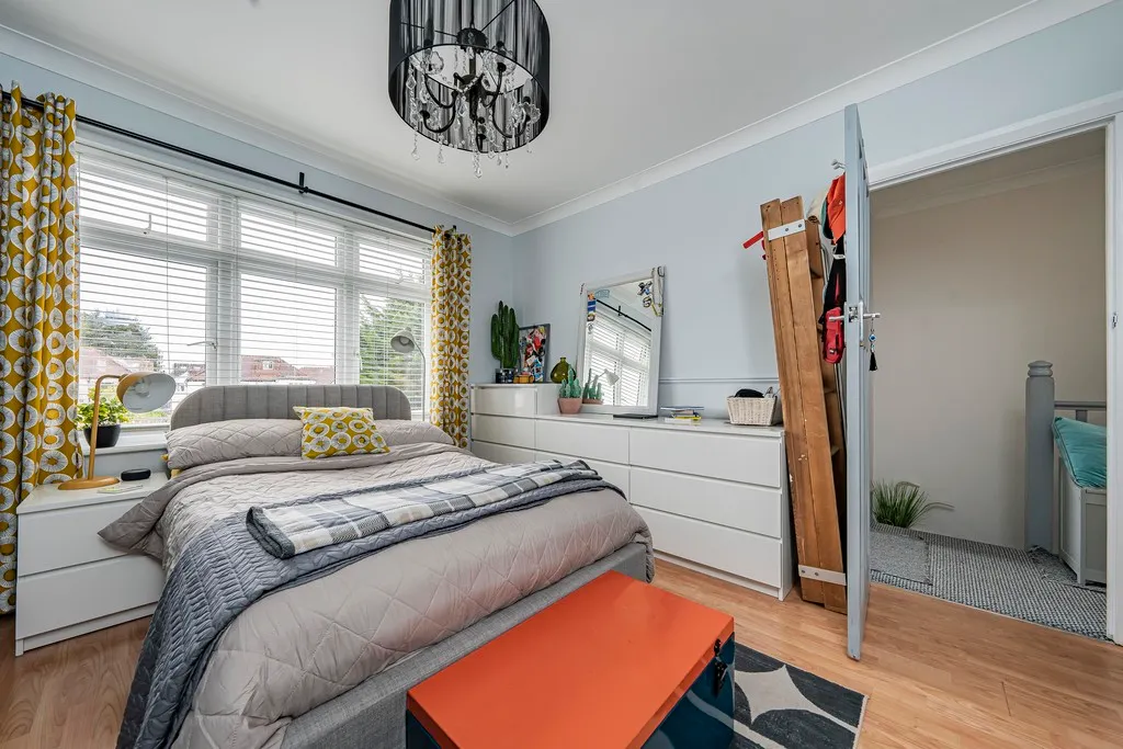 Richmond Avenue, Hillingdon, UB10, photo 15