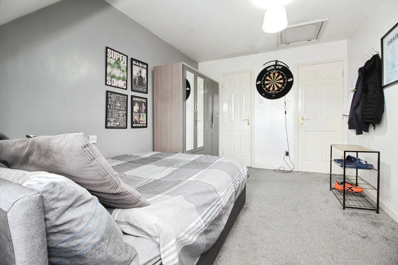 Fulneck Close, LEEDS, West Yorkshire, LS11, photo 9