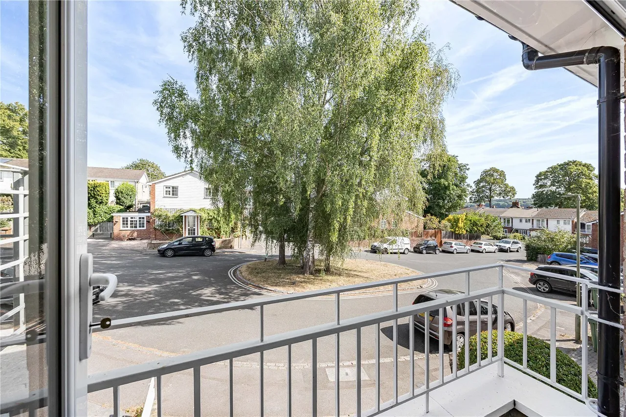 Milton Close, Henley-on-Thames, RG9, photo 14