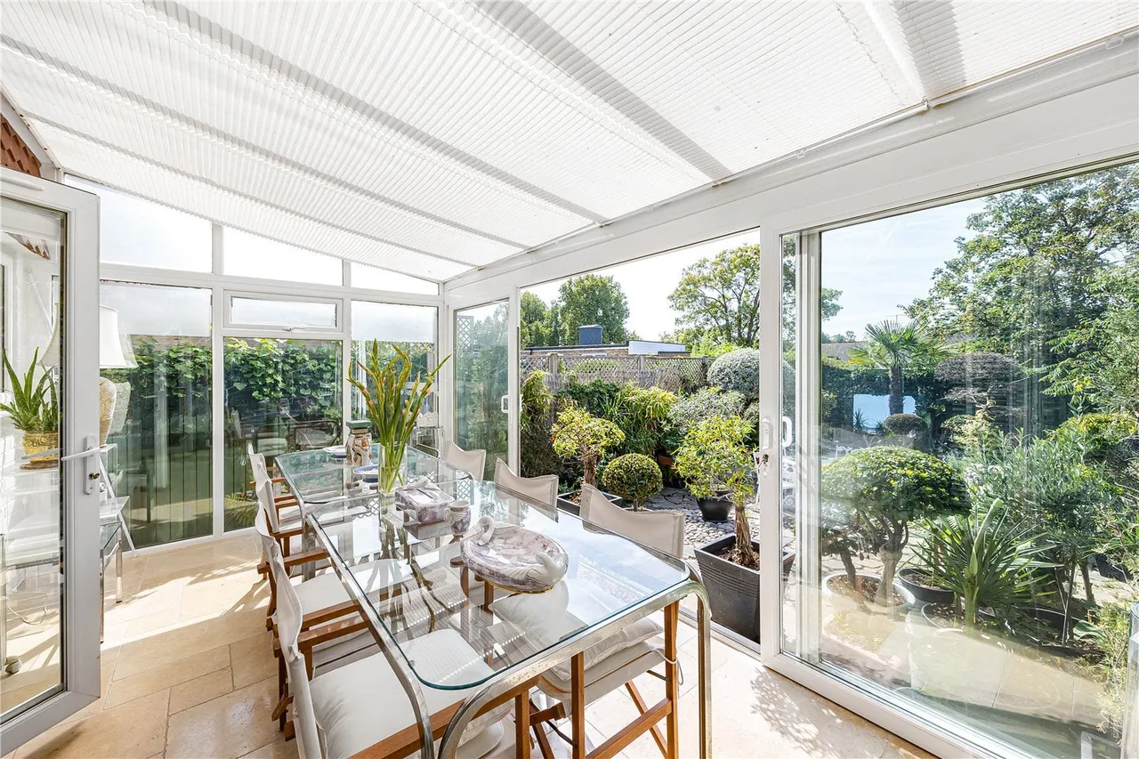 Milton Close, Henley-on-Thames, RG9, photo 8