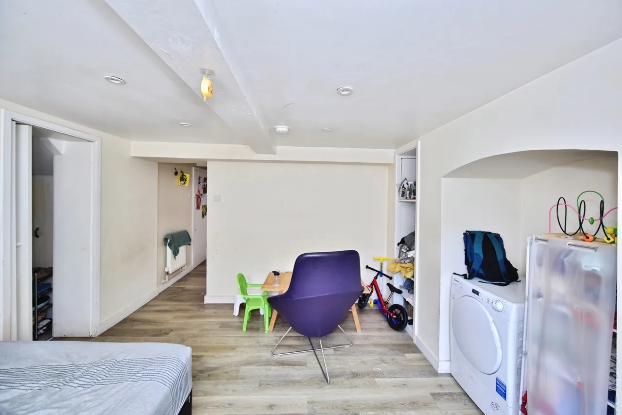London Road, Maidstone, ME16, photo 12