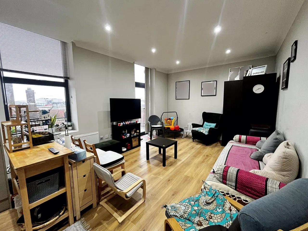 2 bed flat for sale, Station Road, Harrow, HA1
