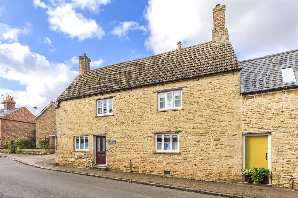 3 bed house to rent — West Street, Kings Cliffe, Northamptonshire, PE8