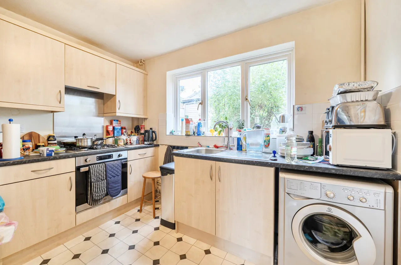 Field Road, Farnborough, Hampshire, GU14 9DJ, photo 7