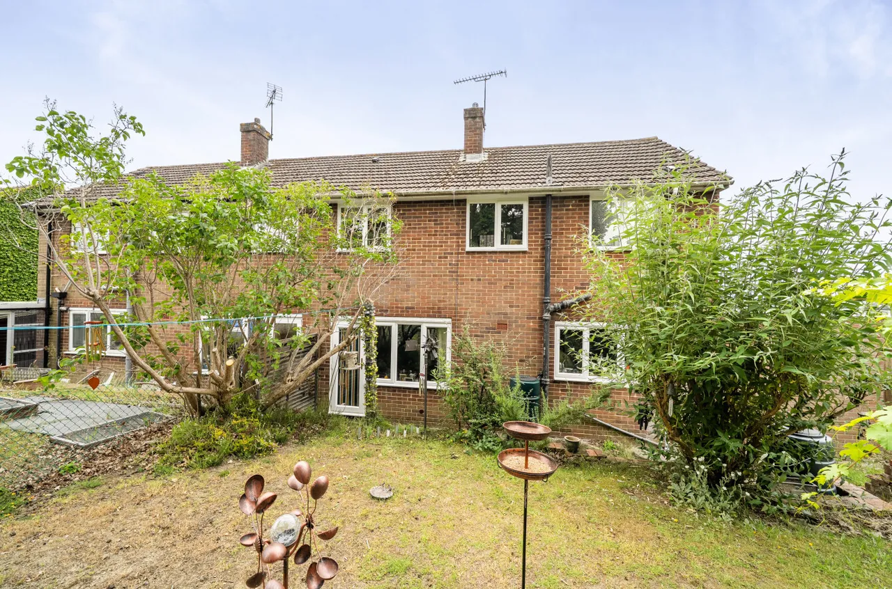 Field Road, Farnborough, Hampshire, GU14 9DJ, photo 9