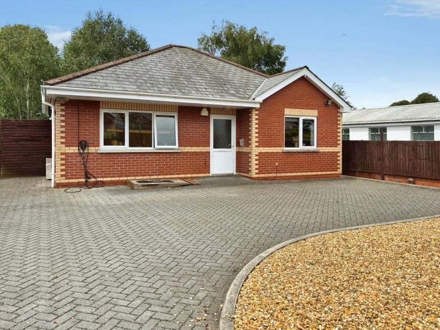 2 bed house for sale, Penlline Road, Whitchurch, CF14