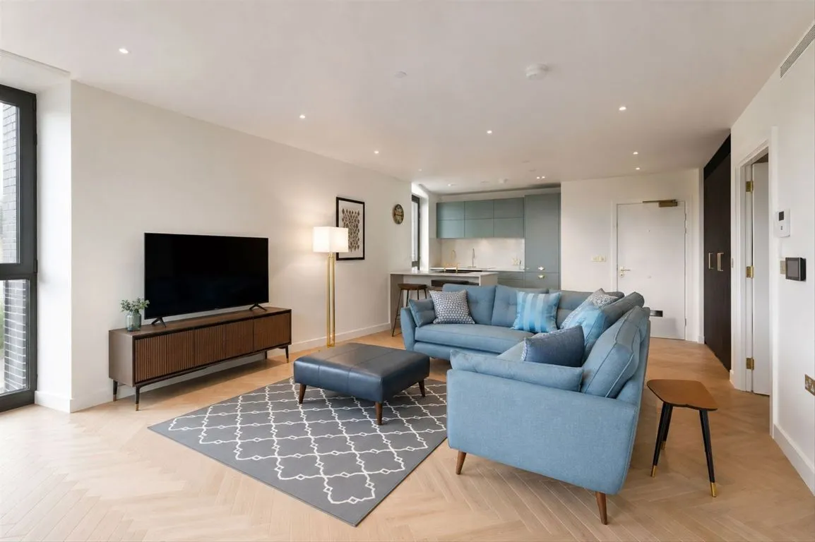 Heritage Lane, West Hampstead, photo 2