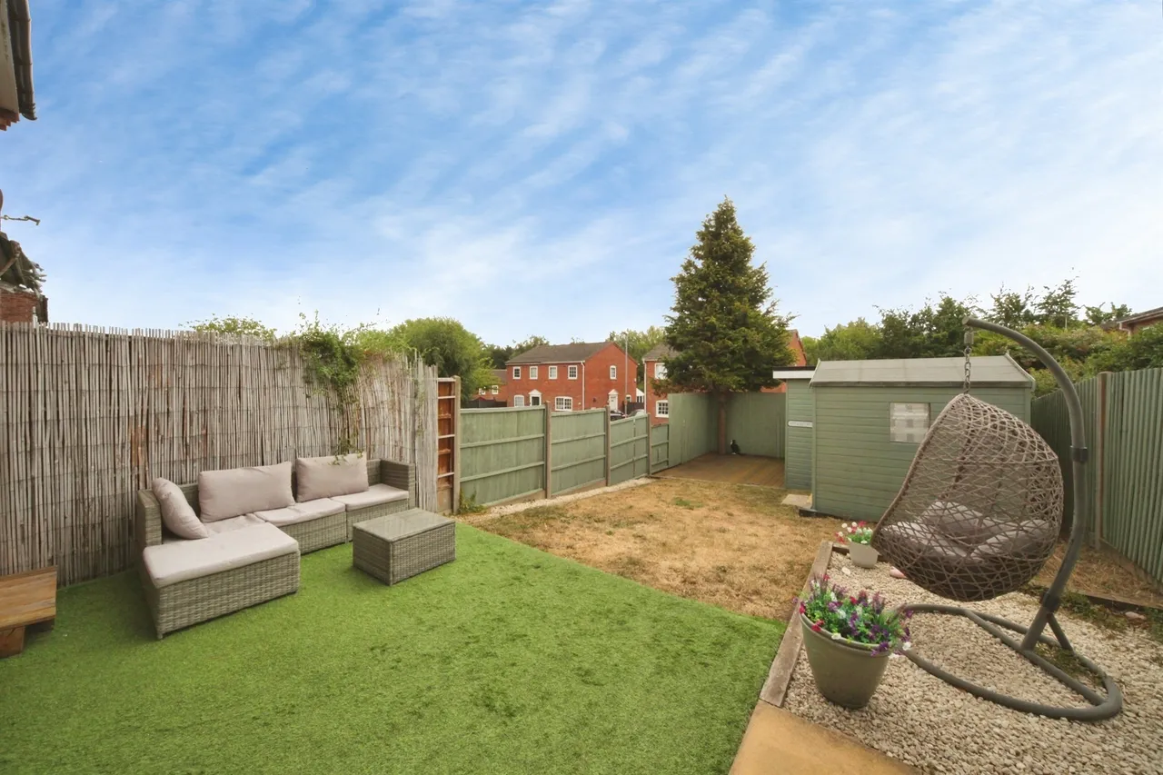 Ardleigh Green, Luton, LU2, photo 11