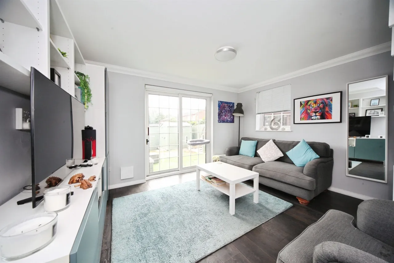 Ardleigh Green, Luton, LU2, photo 5
