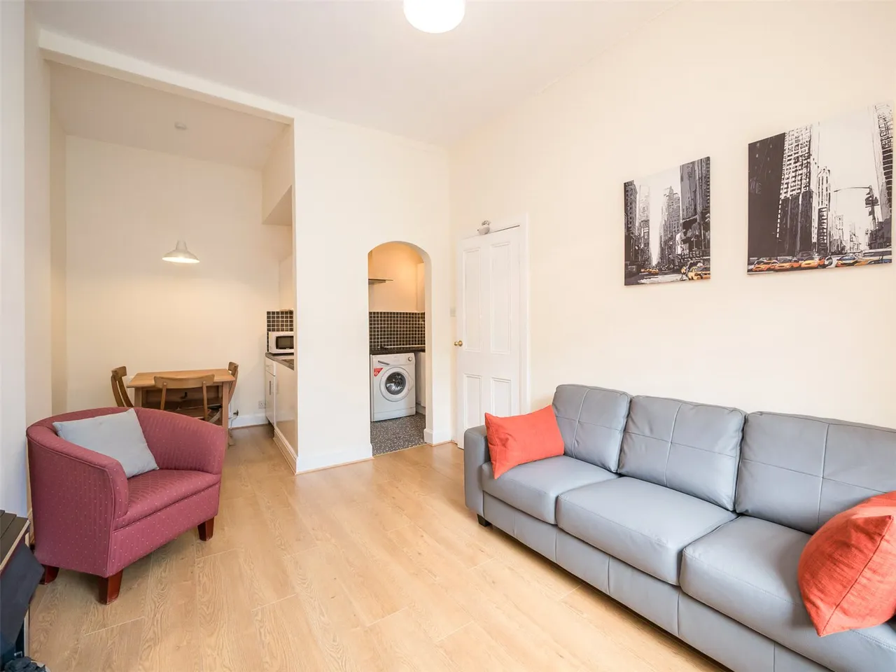 Gorgie Road, Edinburgh, EH11, photo 2