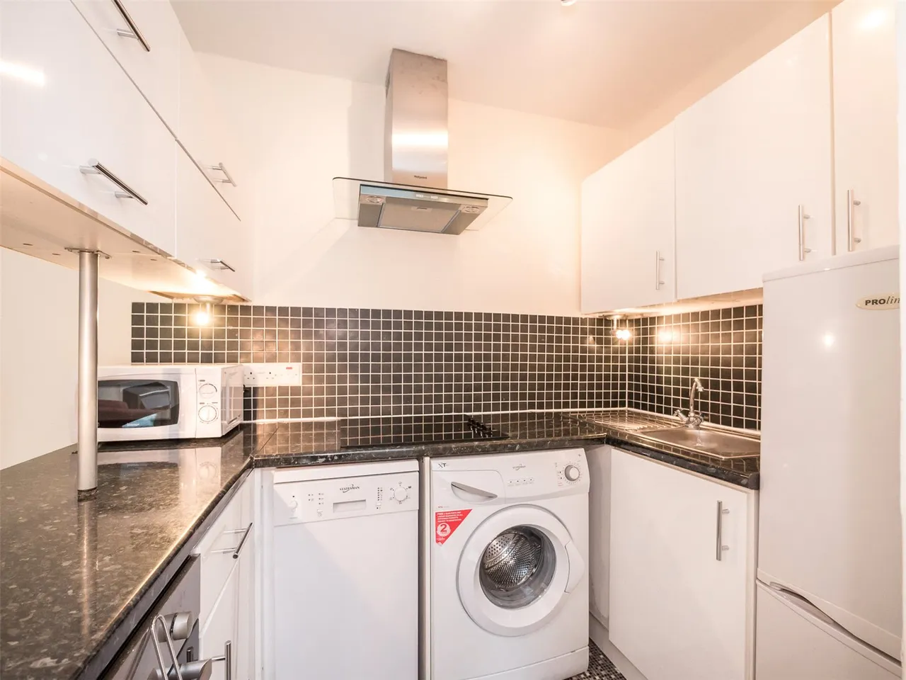 Gorgie Road, Edinburgh, EH11, photo 5