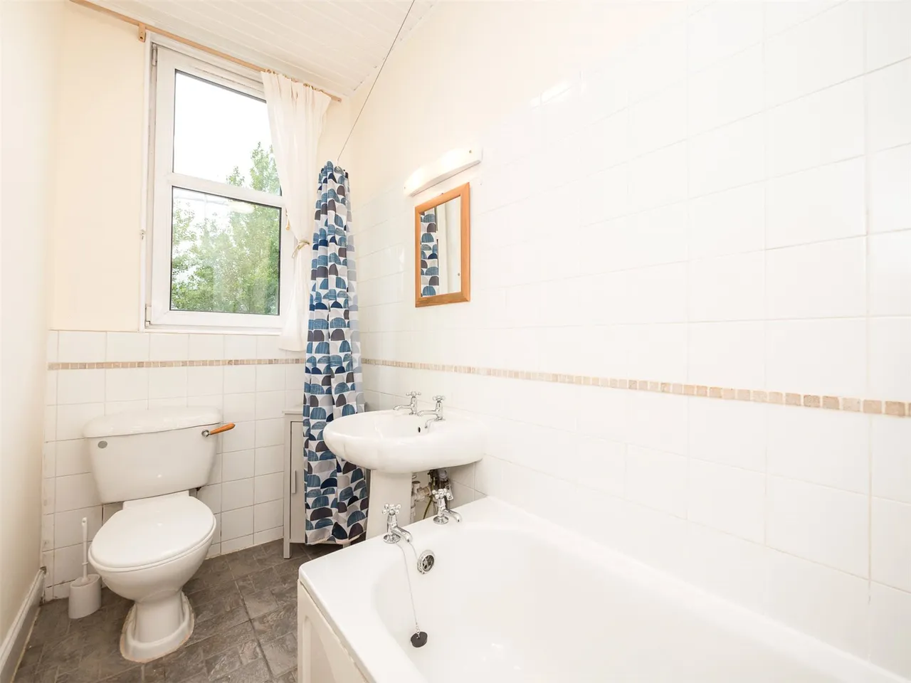 Gorgie Road, Edinburgh, EH11, photo 13