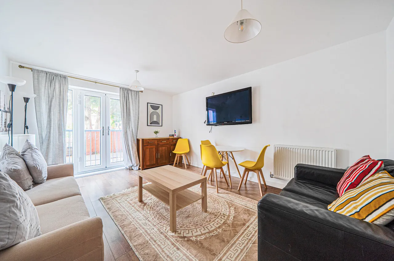 Aylward Street, Portsmouth, PO1, photo 2