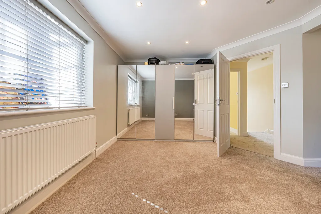 Lower Road, Denham, UB9, photo 39