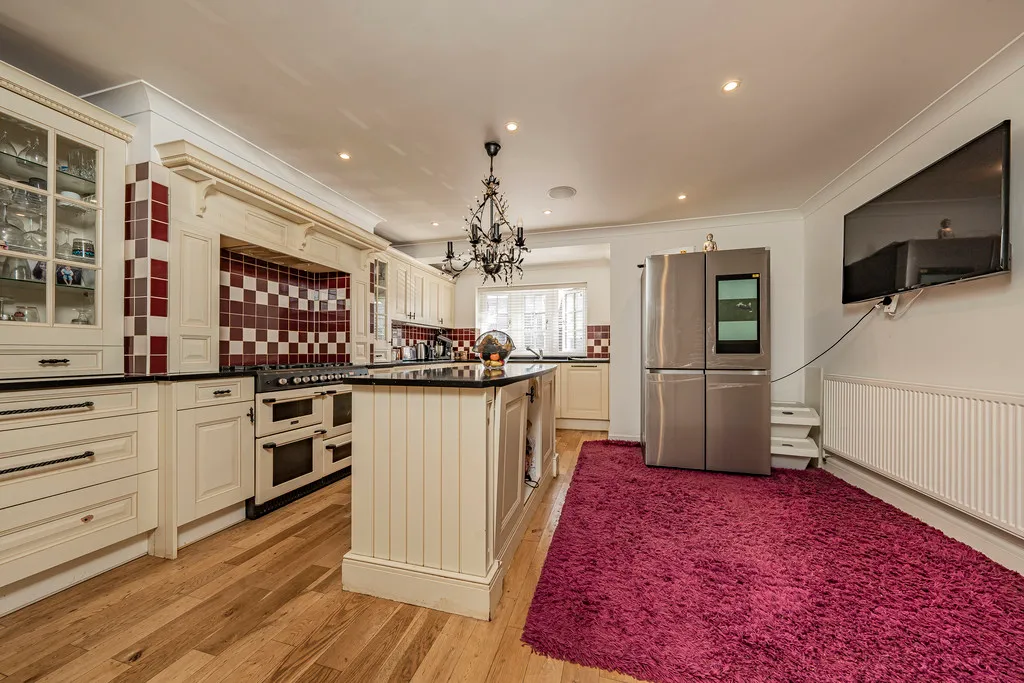 Lower Road, Denham, UB9, photo 29