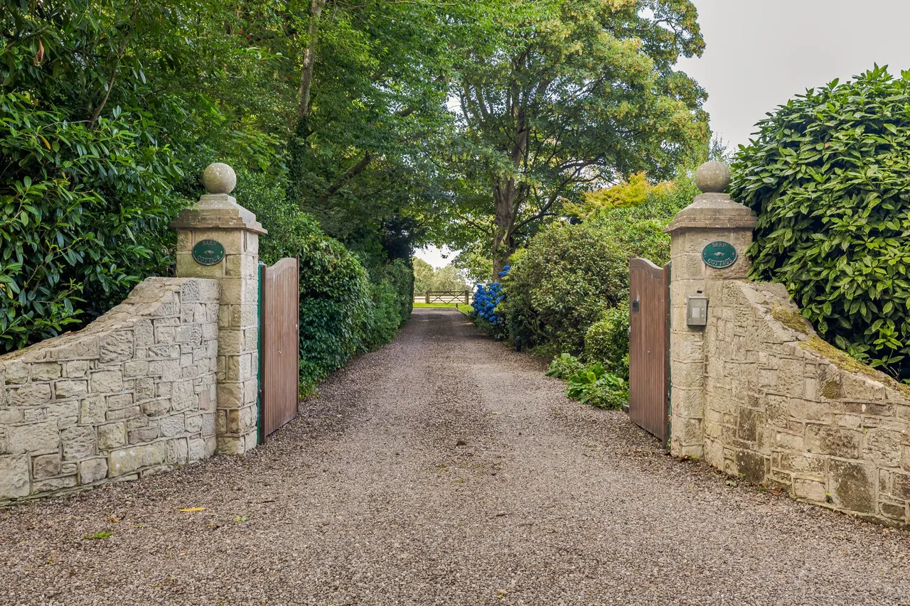 Manley, Frodsham, photo 5